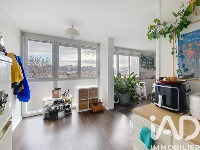 Appartement - 86 m² - 5 pièces