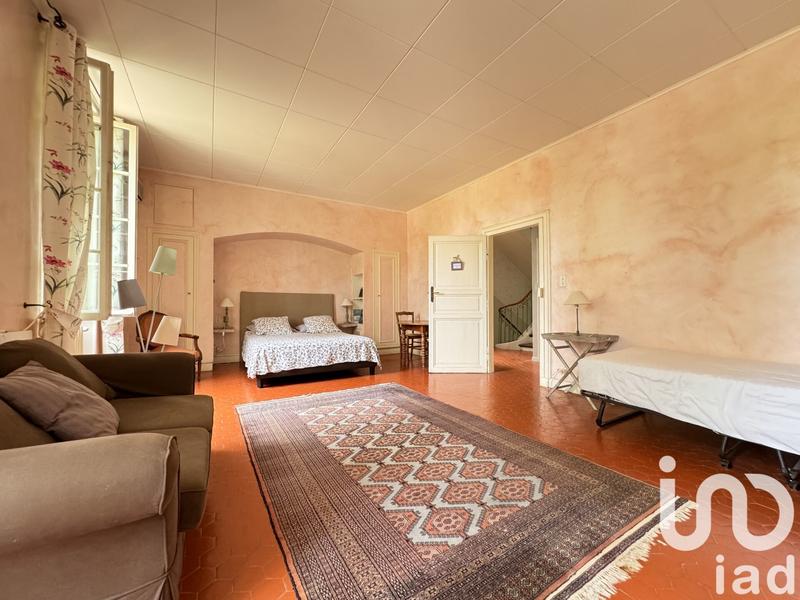 Maison - 322 m² - 9 pièces