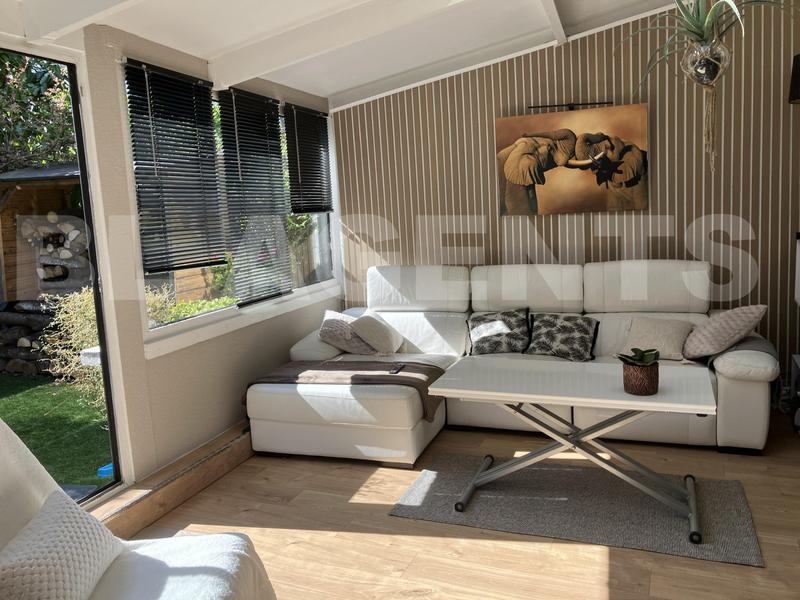 Maison - 97 m² - 5 pièces