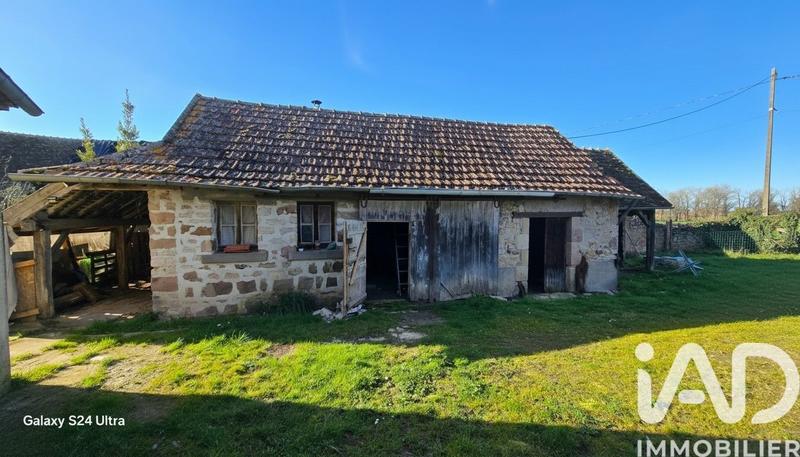 Maison - 236 m² - 7 pièces