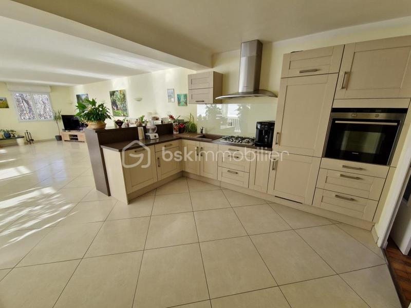 Maison de village - 240 m² - 9 pièces