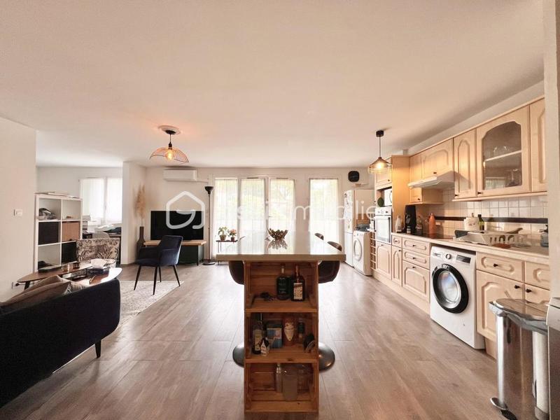 Appartement - 75 m² - 3 pièces