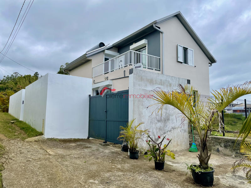 Maison - 107 m² - 5 pièces