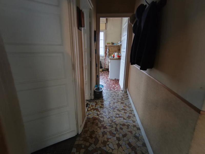 Maison - 187 m² - 7 pièces