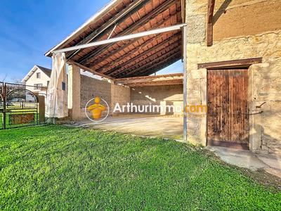 Maison - 202 m² - 2 pièces