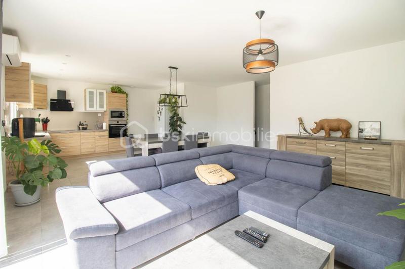 Maison - 91 m² - 4 pièces