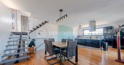 Maison - 135 m² - 5 pièces