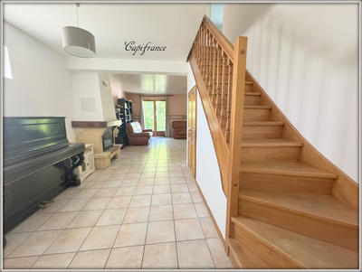 Maison - 110 m² - 6 pièces