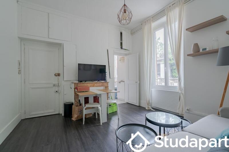 Chambre - 57 m² - 1 pièce