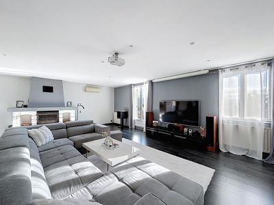 Pavillon - 176 m² - 5 pièces