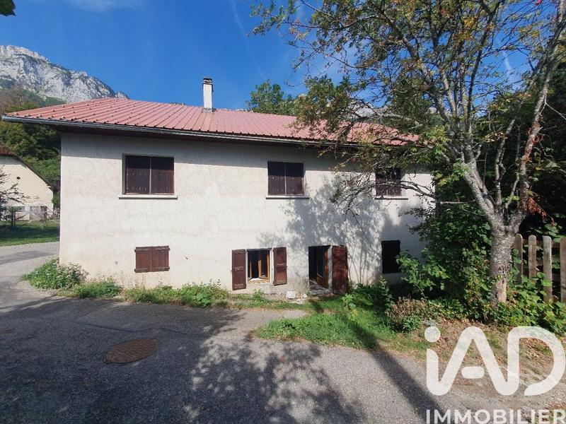 Maison - 140 m² - 6 pièces