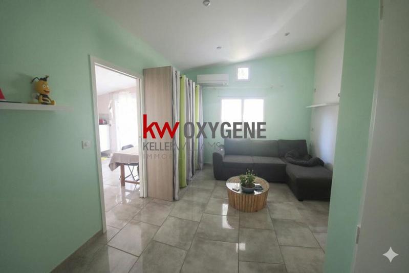 Maison - 215 m² - 9 pièces