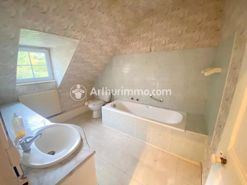 Maison - 350 m² - 4 pièces