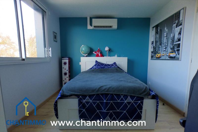 Maison - 186 m² - 8 pièces