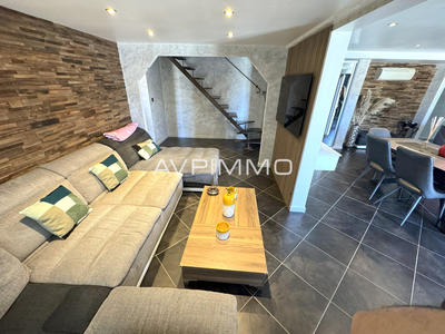 Duplex - 149 m² - 5 pièces