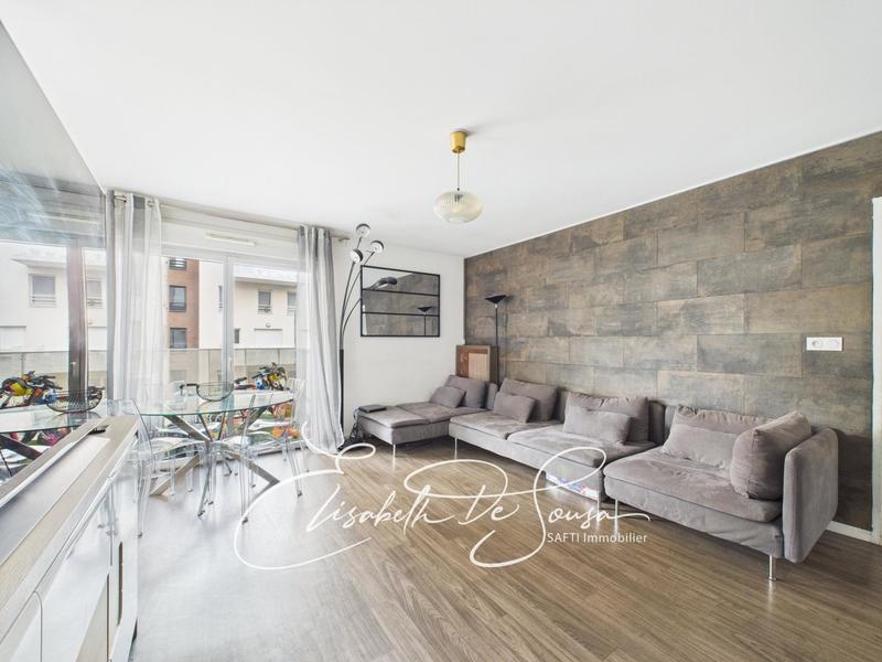 Appartement - 76 m² - 4 pièces