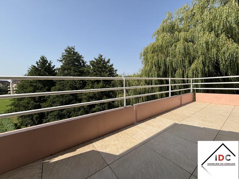 Duplex - 97 m² - 4 pièces