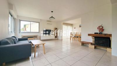 Maison jumelée - 125 m² - 6 pièces