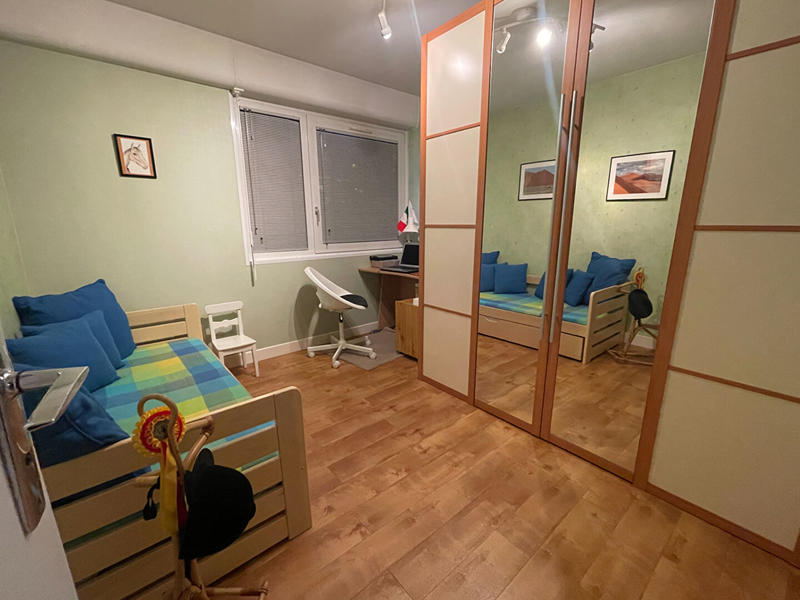 Appartement - 111 m² - 6 pièces