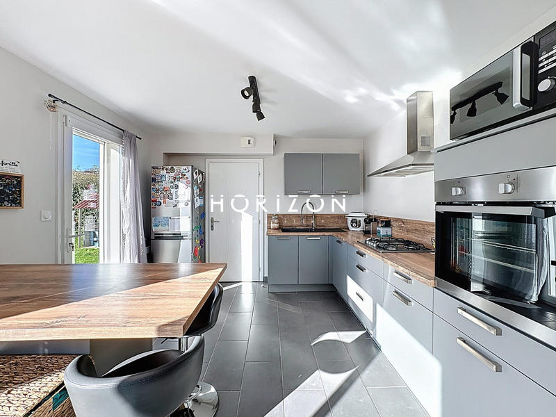 Maison - 103 m² - 5 pièces