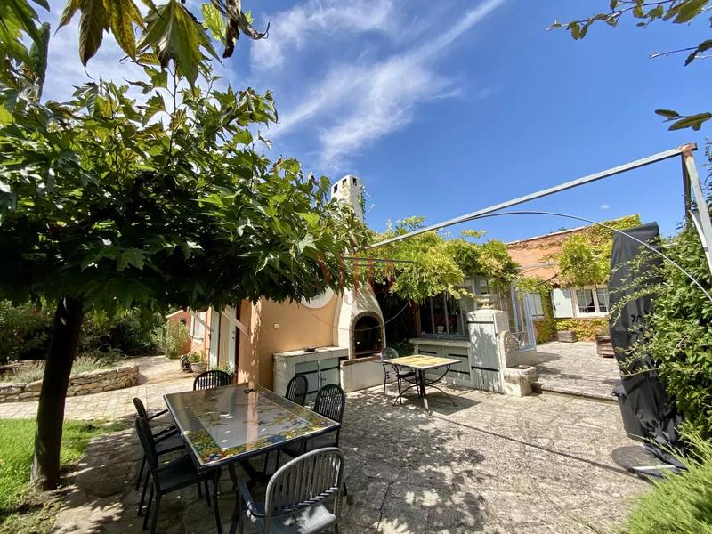 Villa - 210 m² - 7 pièces