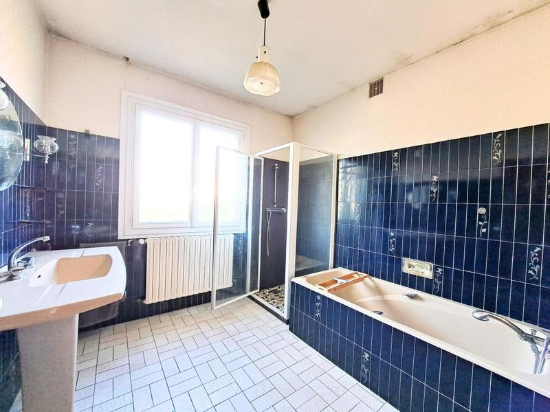 Maison - 143 m² - 5 pièces