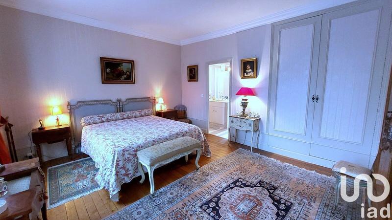 Maison de ville - 200 m² - 8 pièces