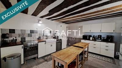 Maison - 200 m² - 9 pièces