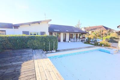 Maison - 191 m² - 6 pièces