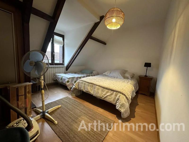 Maison - 189 m² - 8 pièces