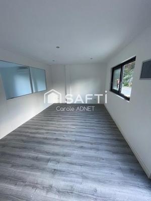 Bureau - 50 m² - 5 pièces