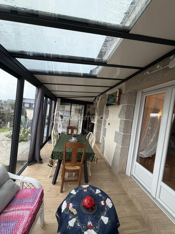 Maison traditionnelle - 145 m² - 7 pièces