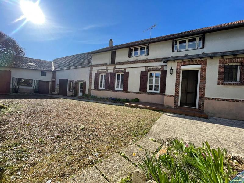 Maison - 165 m² - 8 pièces