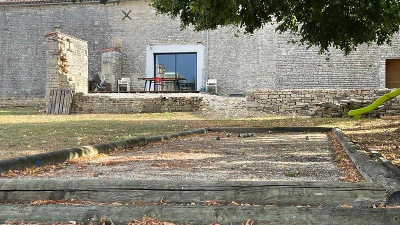 Maison - 181 m² - 6 pièces