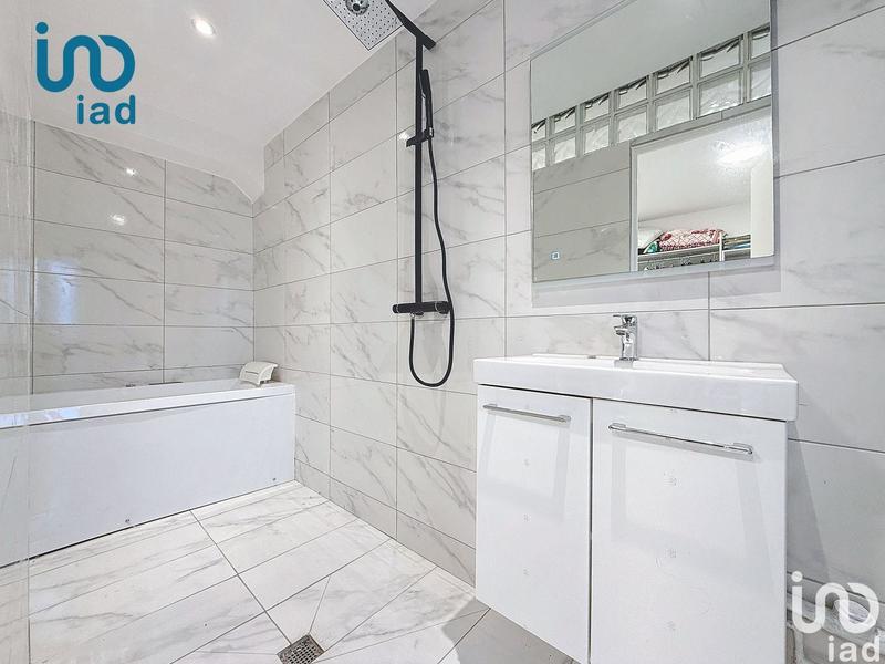 Maison - 350 m² - 11 pièces