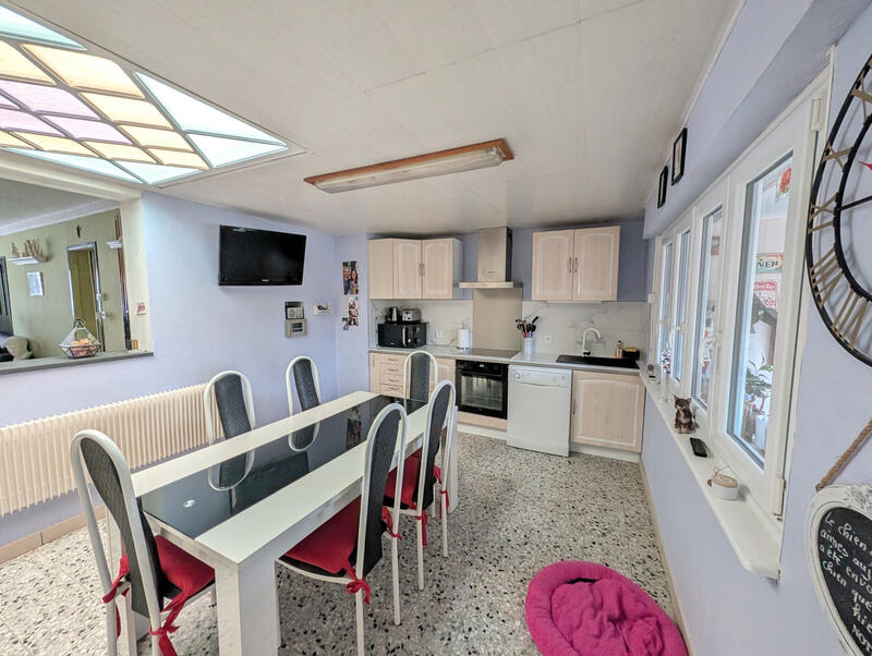 Maison - 85 m² - 4 pièces