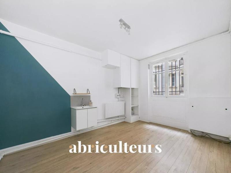Appartement - 99 m² - 4 pièces