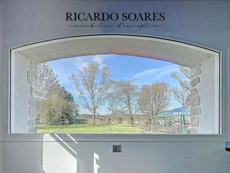 Demeure - 500 m² - 10 pièces