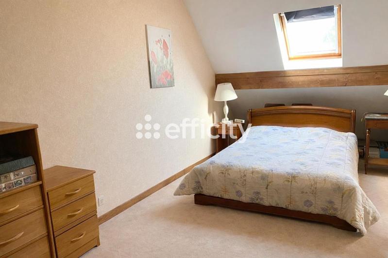 Pavillon - 179 m² - 7 pièces