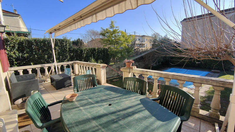 Maison bourgeoise - 137 m² - 6 pièces