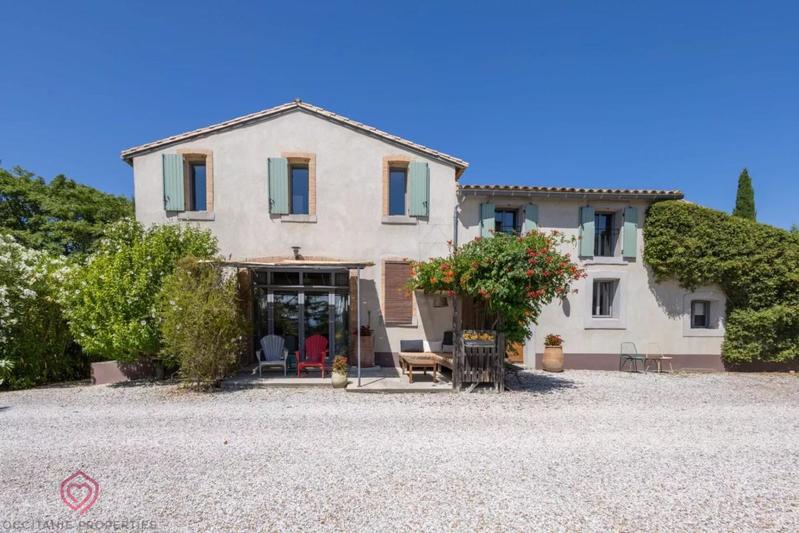 Maison de maîtres - 900 m² - 26 pièces