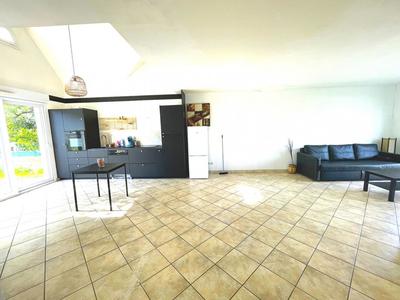 Maison - 81 m² - 4 pièces