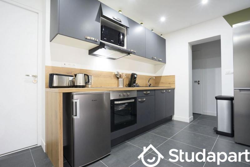 Chambre - 12 m² - 1 pièce