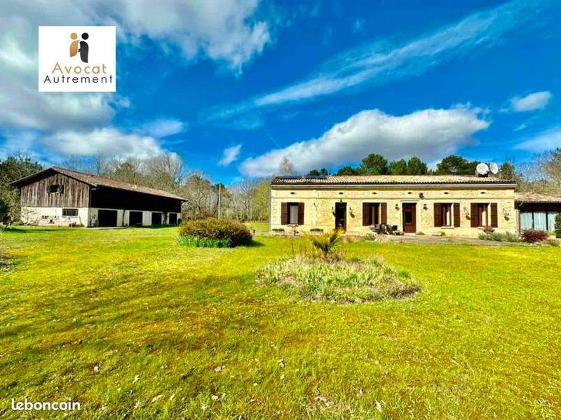 Propriété - 380 m² - 10 pièces