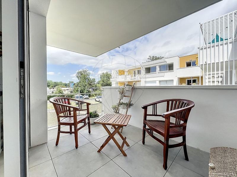 Appartement - 95 m² - 4 pièces