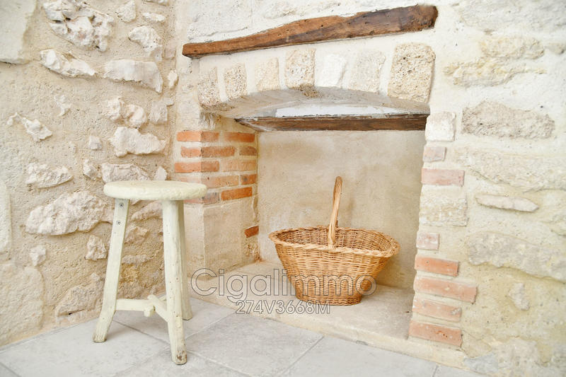 Maison en pierre - 80 m² - 4 pièces