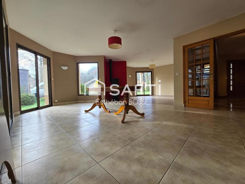 Maison - 162 m² - 7 pièces