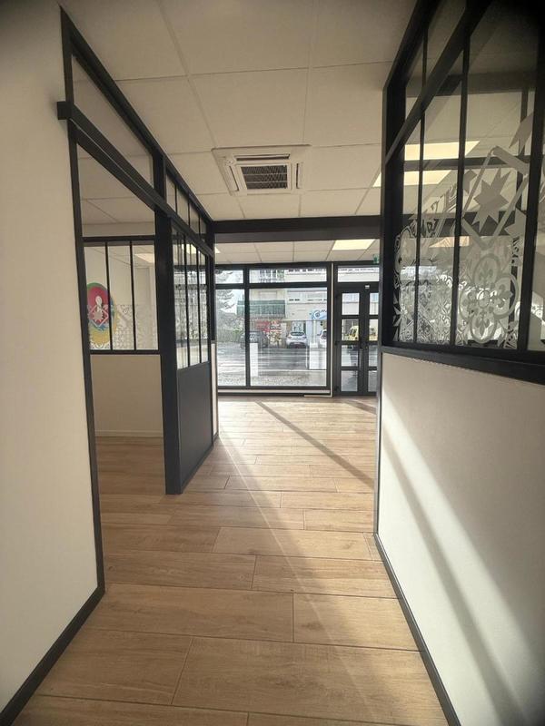 Local commercial - 120 m²