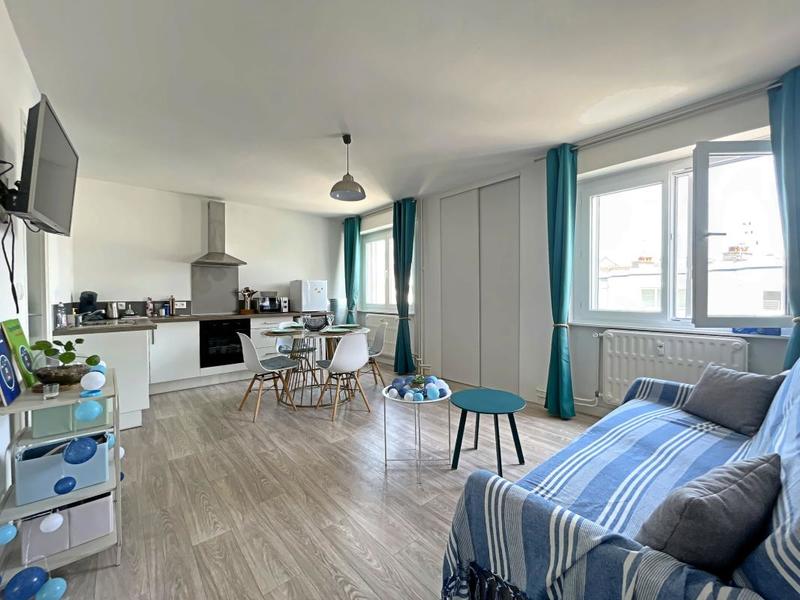 Studio - 36 m² - 2 pièces