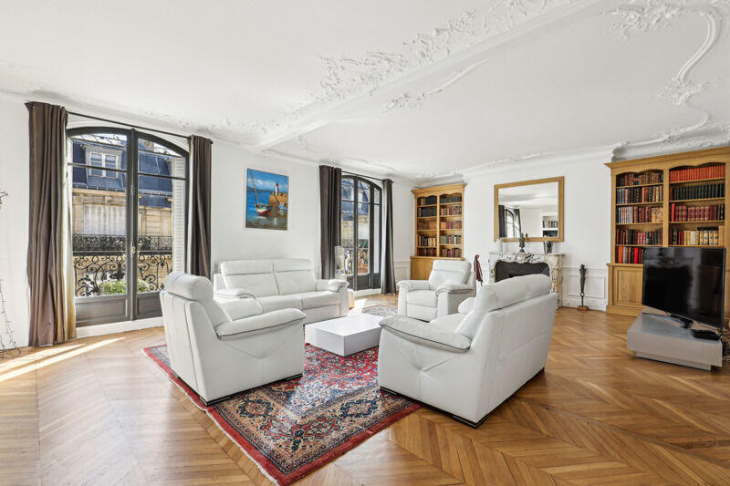 Appartement - 262 m² - 7 pièces